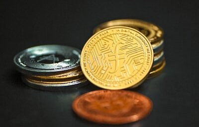 EOS Coin Analizi ve Değerlendirmesi, Merkezi Olmayan Uygulamalar (DApps)
