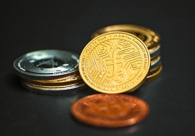 EOS Coin Analizi ve Değerlendirmesi, Merkezi Olmayan Uygulamalar (DApps)